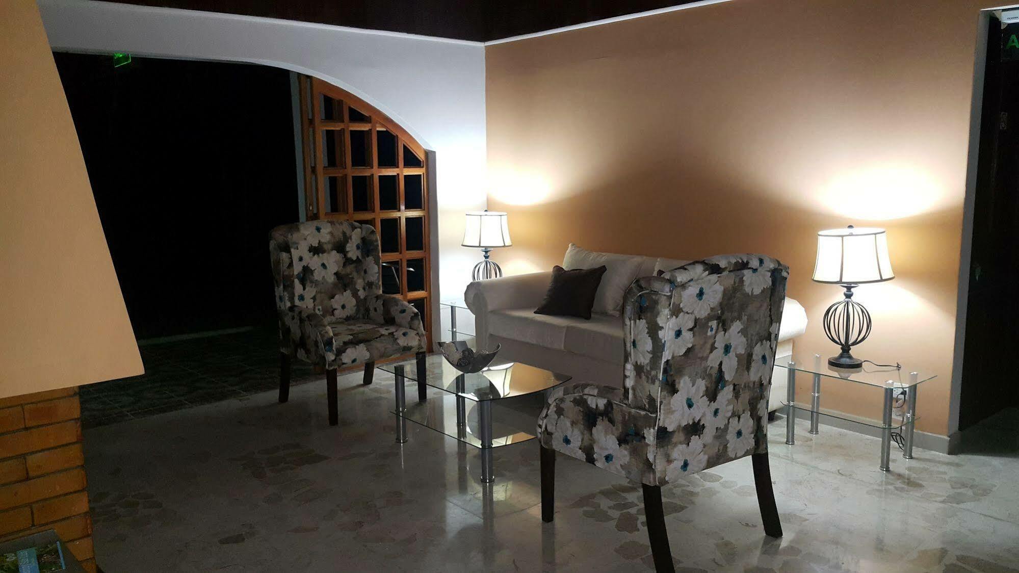 Hotel Portal Colonial San José Dış mekan fotoğraf